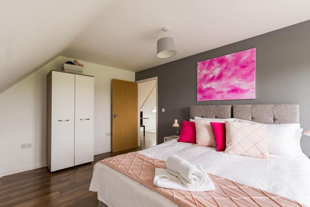 Tm - Rana Court 1 Bedroom Apartment With Balcony Oxford Dış mekan fotoğraf